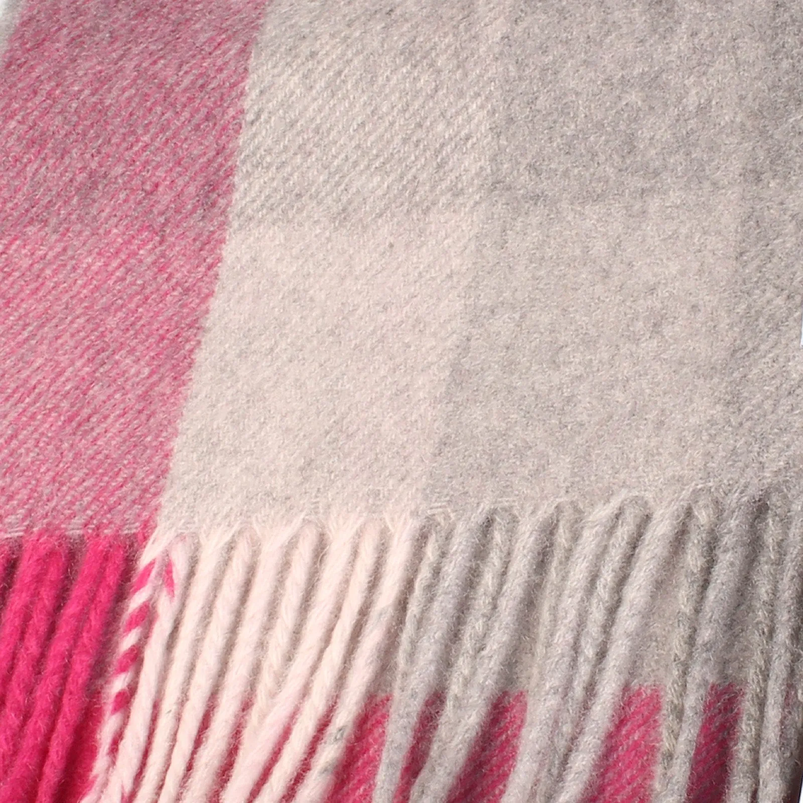 100% Cashmere Scarf Made In Scotland Cubes Pink