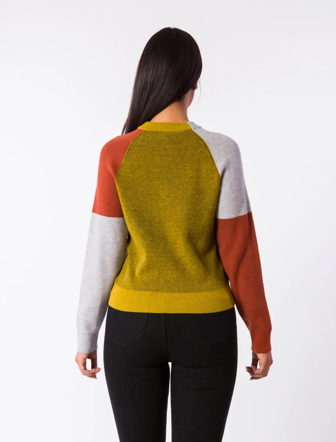 AZUMI SWEATER