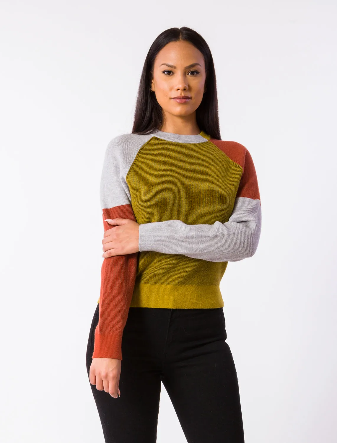 AZUMI SWEATER