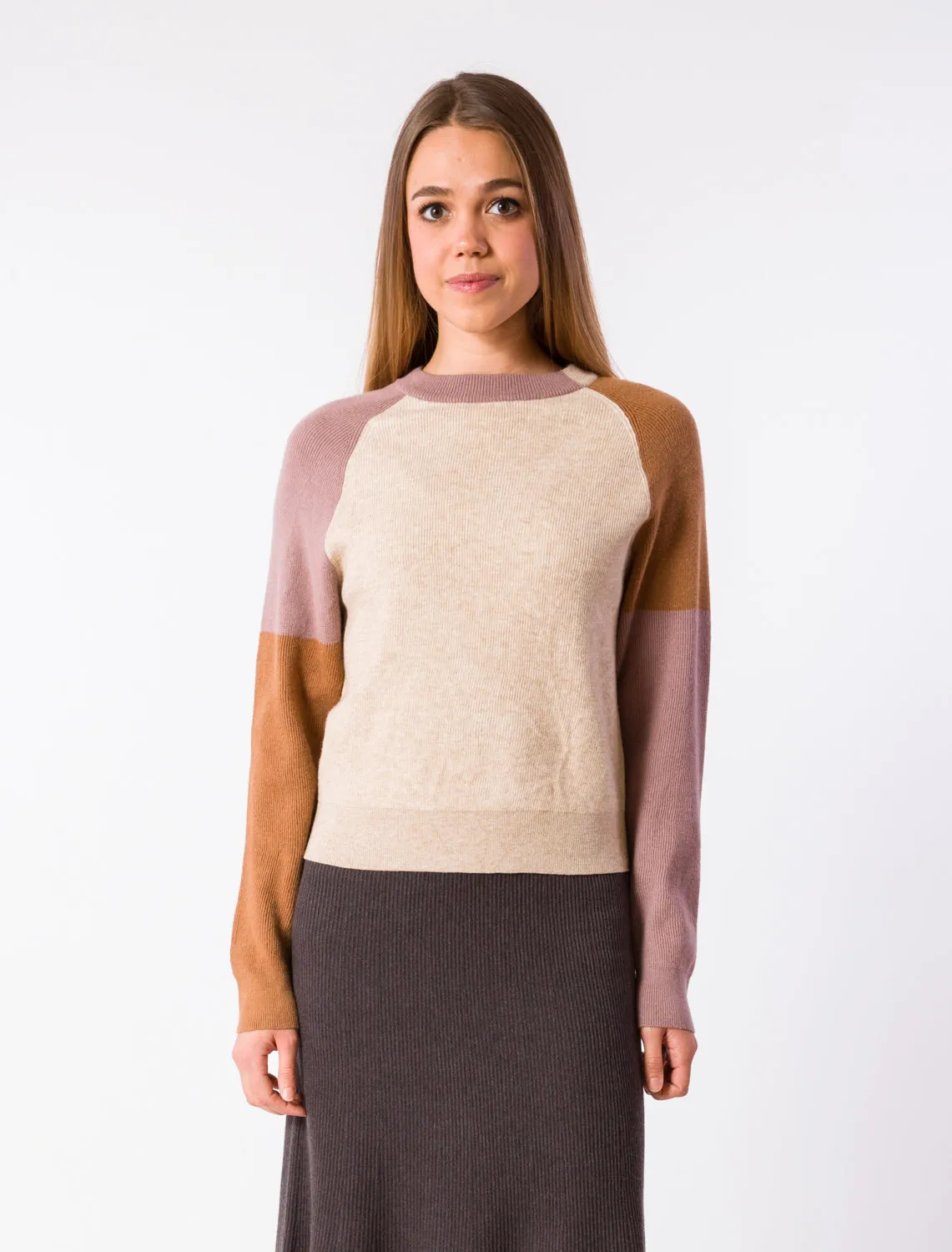 AZUMI SWEATER