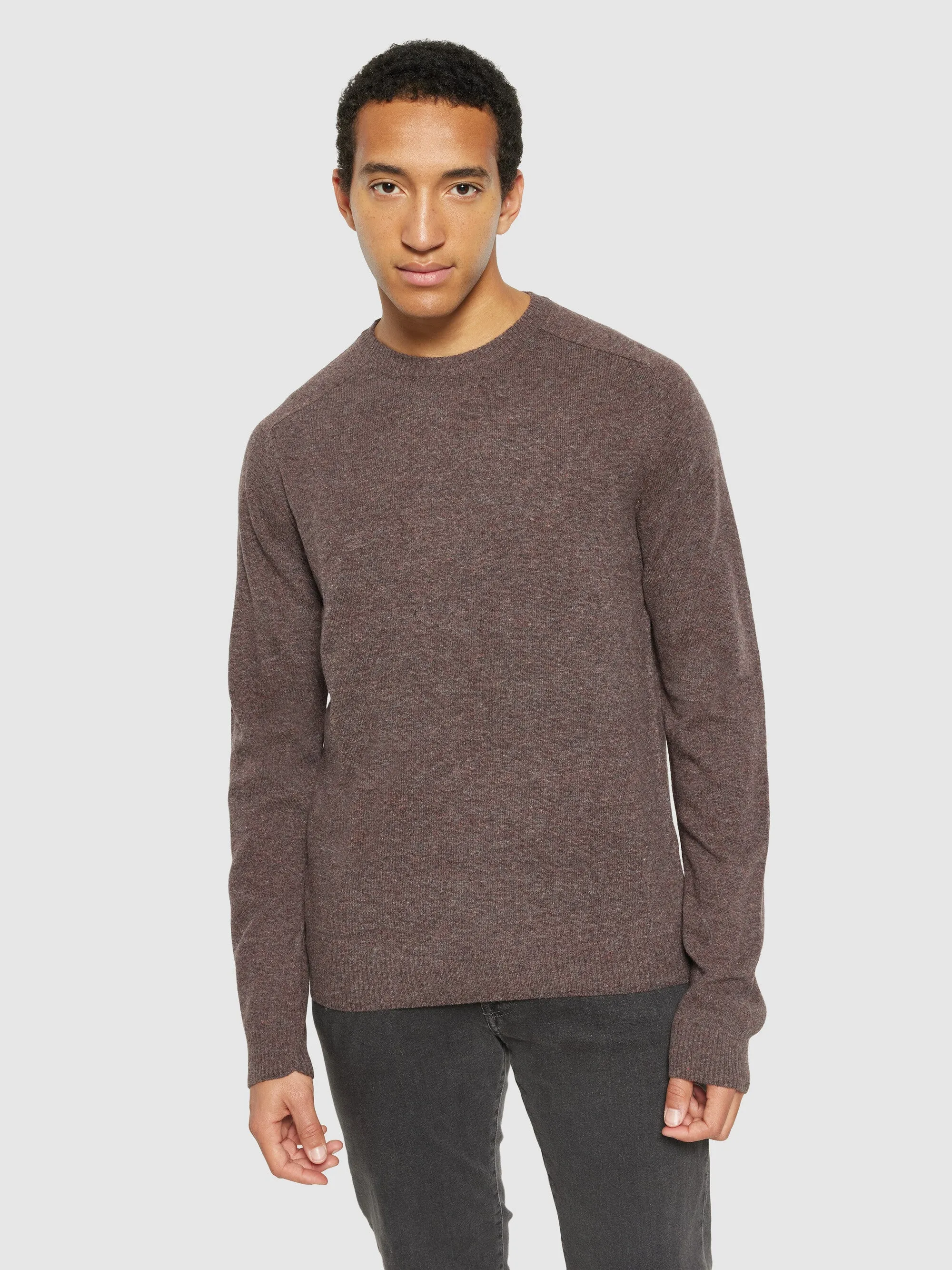 Basic o-neck knit - Demitasse (brown)