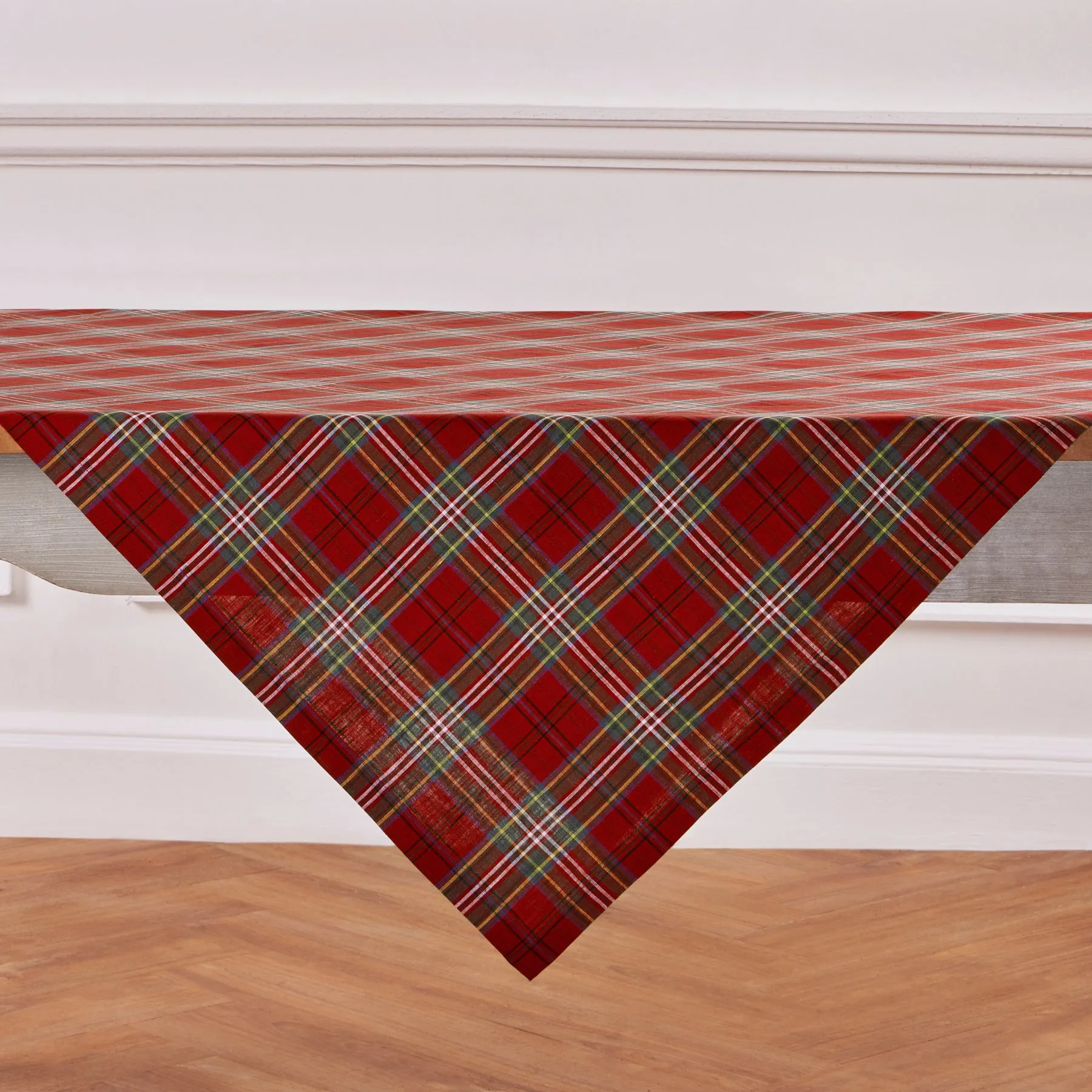 Classic Tartan Plaid Table Throw