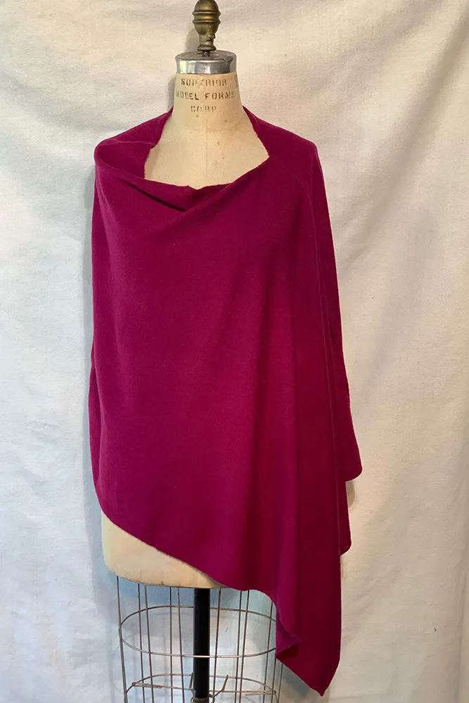 Dolma Cashmere Poncho Berry