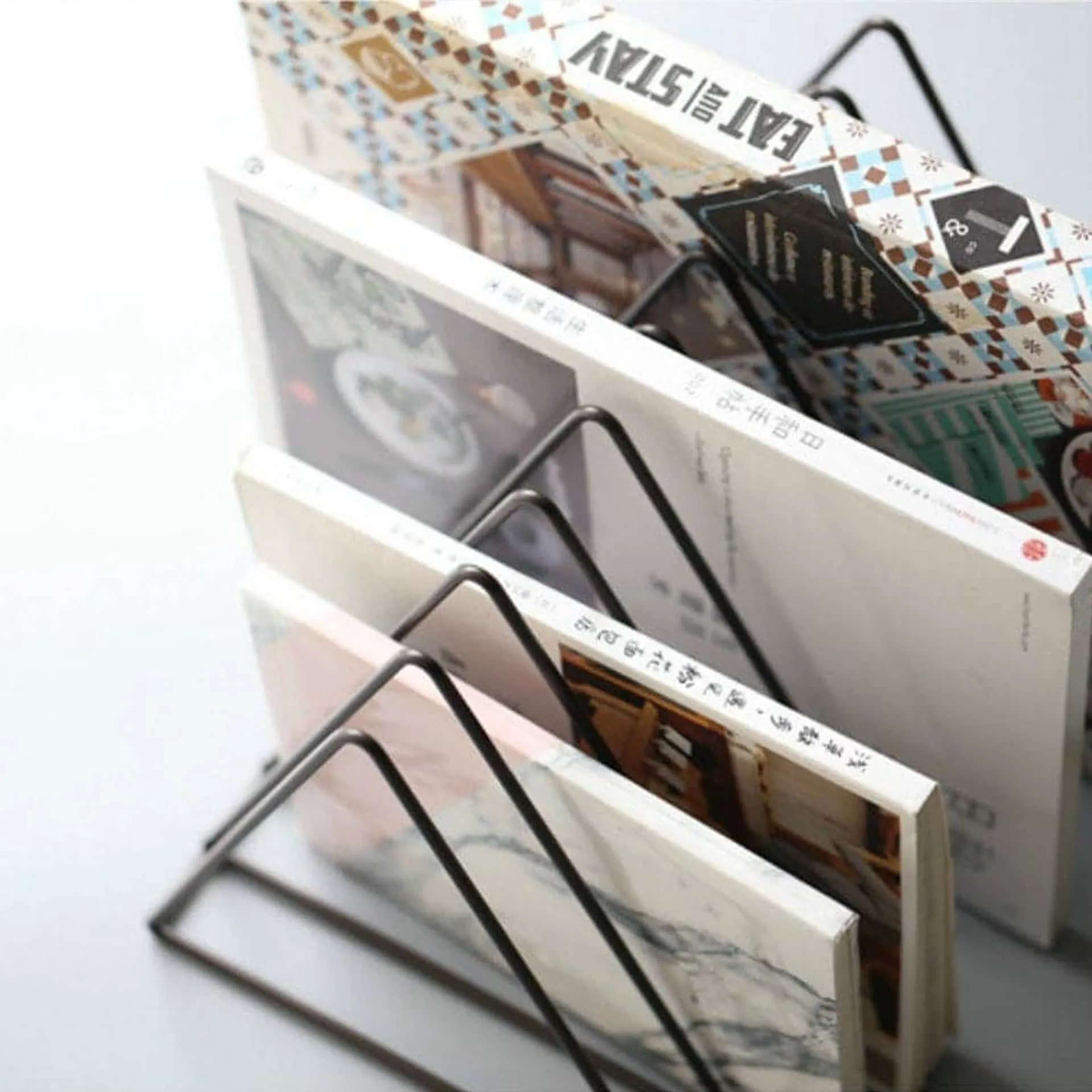 GEMME Iron Storage Book Magazine Rack