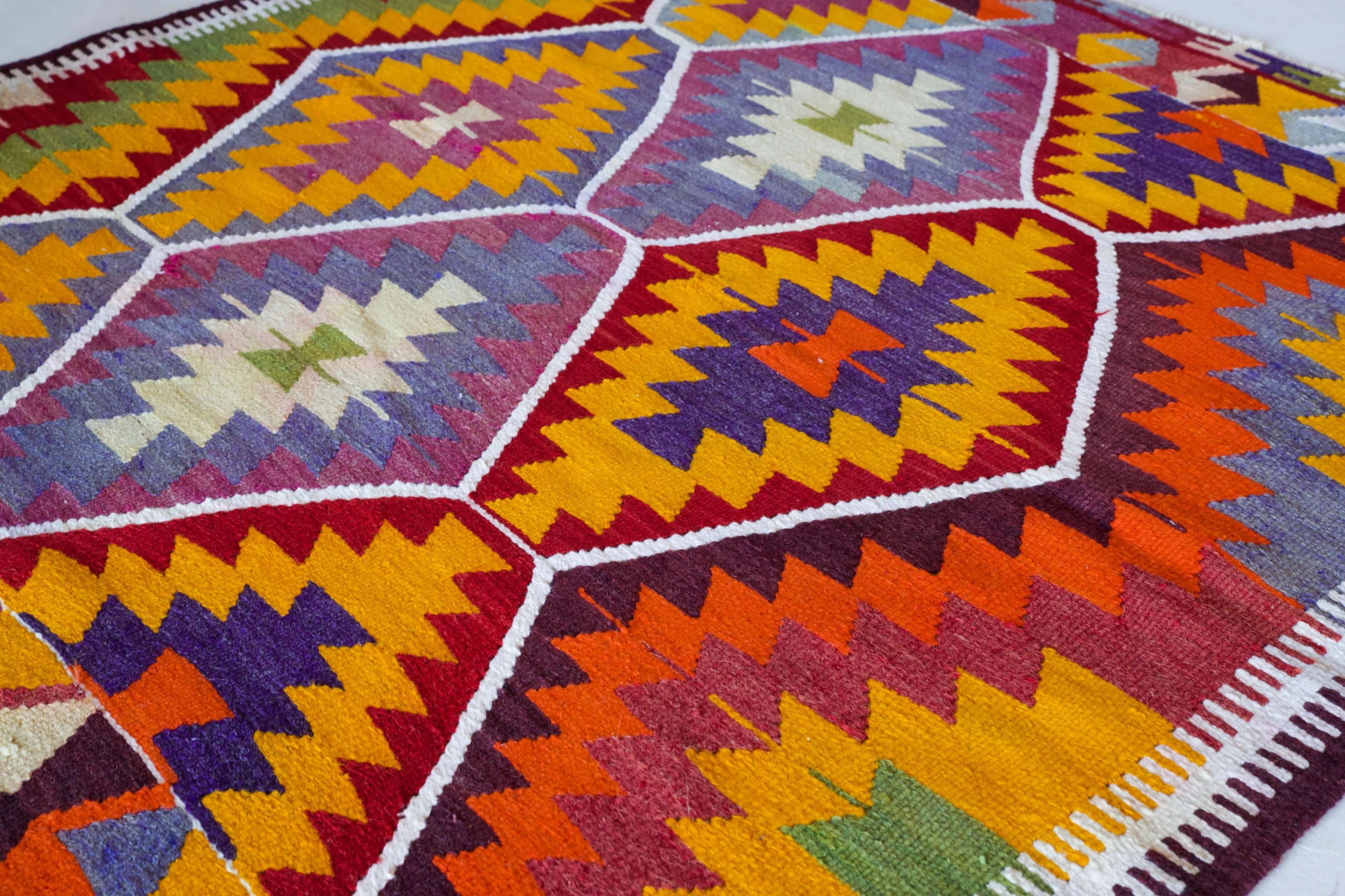 Vintage Mini Turkish Kilim Rug 3'10x4'3"