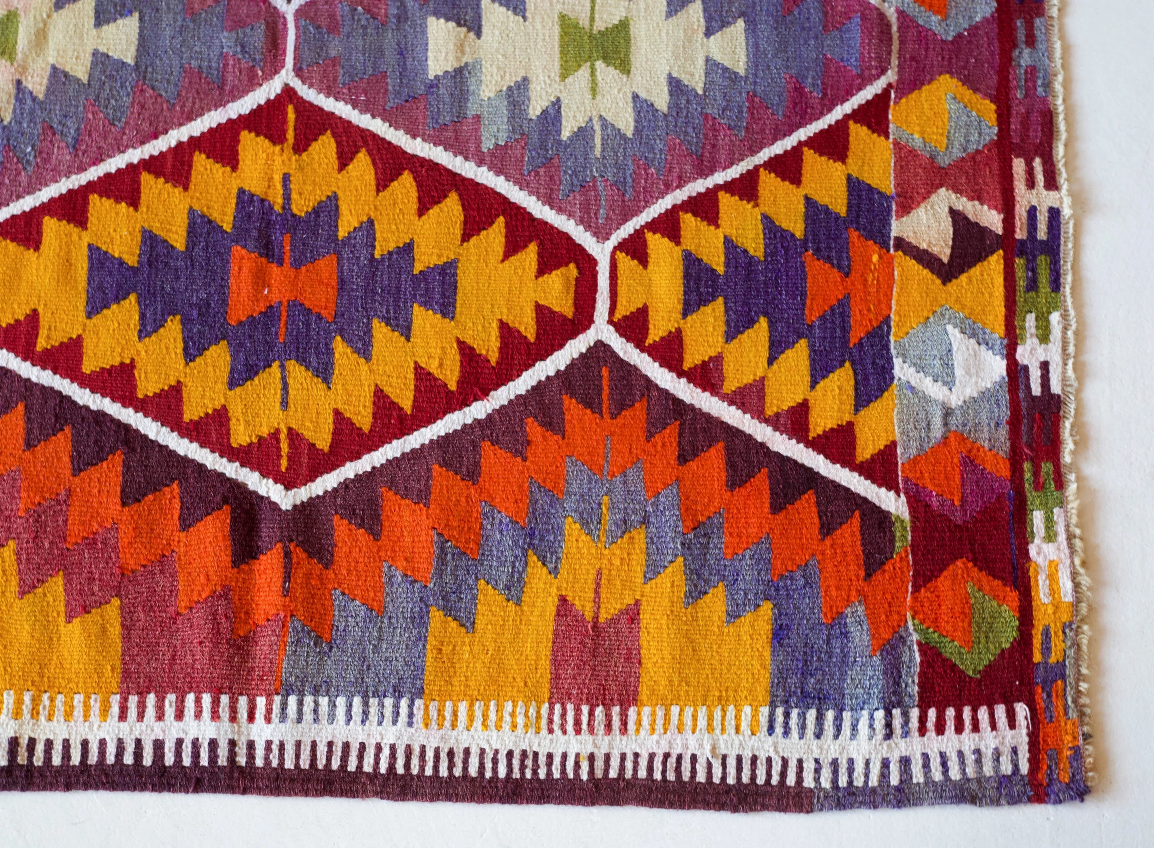 Vintage Mini Turkish Kilim Rug 3'10x4'3"